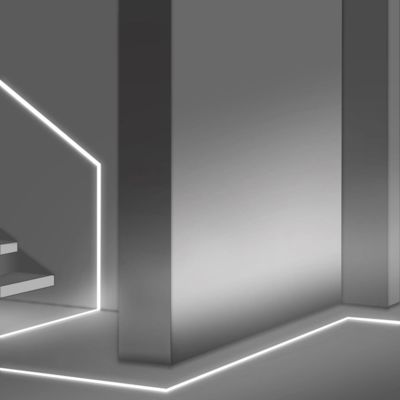 W50 * H35 Profil aluminium Led Hitam yang dipasang di permukaan dengan profil ekstrusi Strip LED Penutup PC Hitam