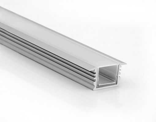 Harga bagus Profil aluminium strip yang dipimpin dengan penutup PC untuk Saluran LED Tahan Air on line